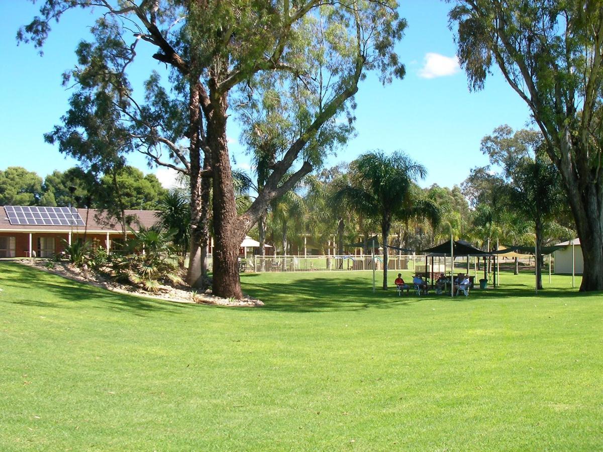 Tocumwal Golf Resort 외부 사진